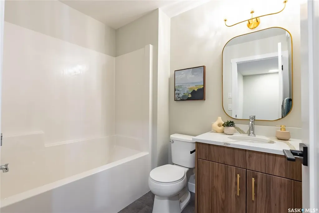 106 Amisk Way Saskatoon SK S7V 1W5