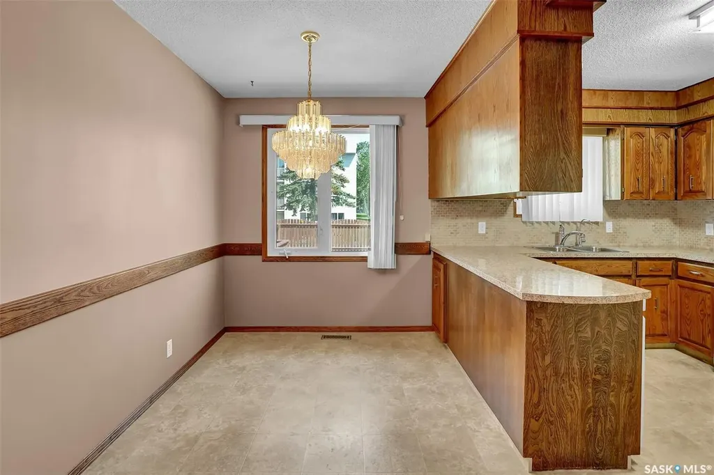 4 Groome Avenue Regina SK S4S 6E6