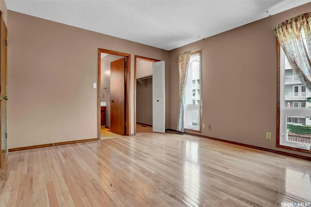 4 Groome Avenue Regina SK S4S 6E6
