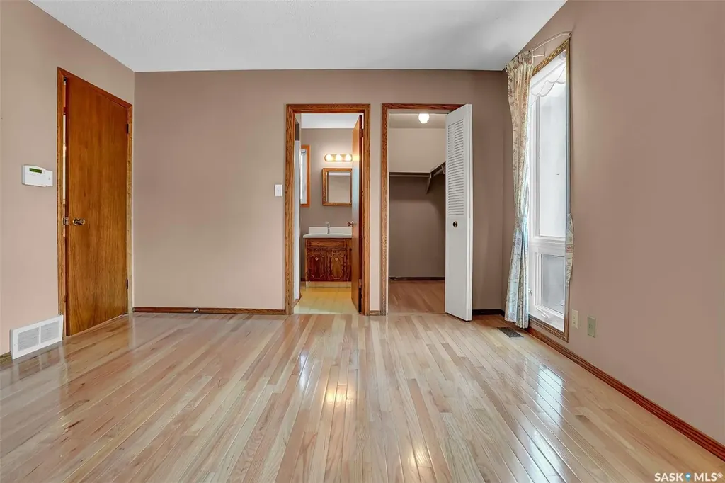 4 Groome Avenue Regina SK S4S 6E6