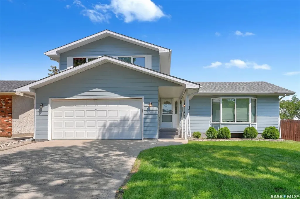 4 Groome Avenue Regina SK S4S 6E6