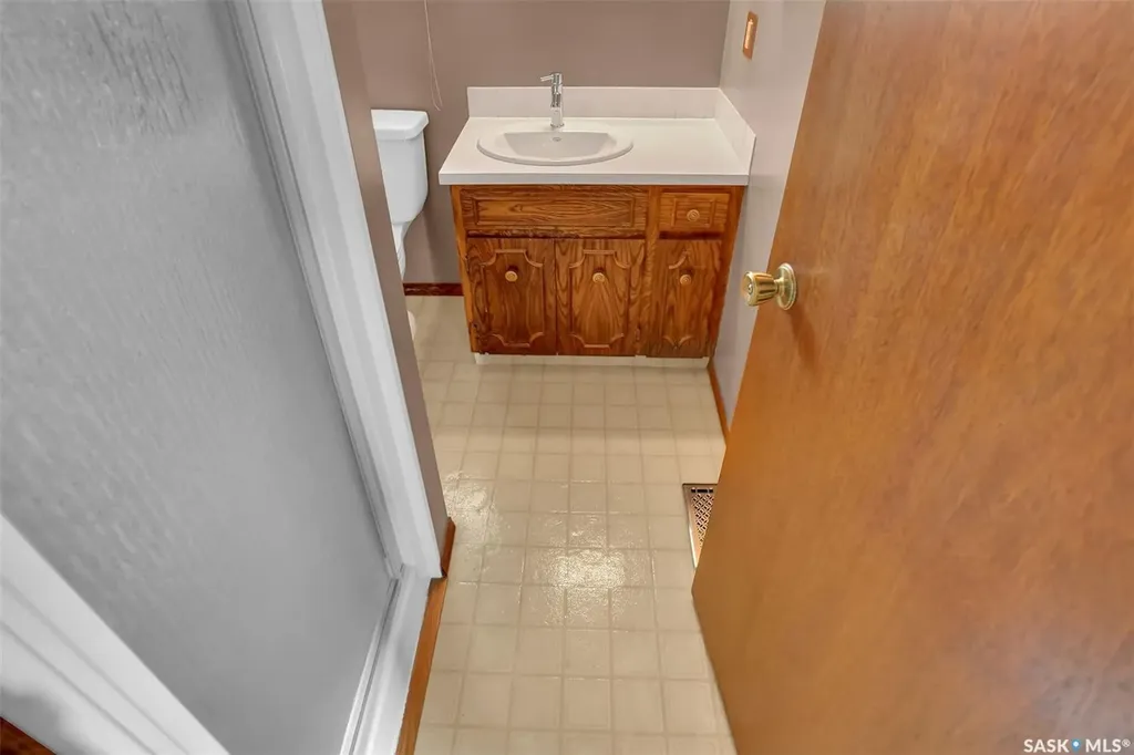 4 Groome Avenue Regina SK S4S 6E6