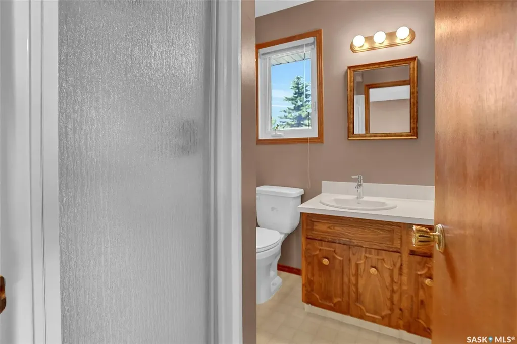 4 Groome Avenue Regina SK S4S 6E6