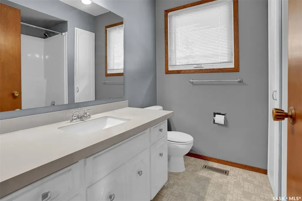 4 Groome Avenue Regina SK S4S 6E6