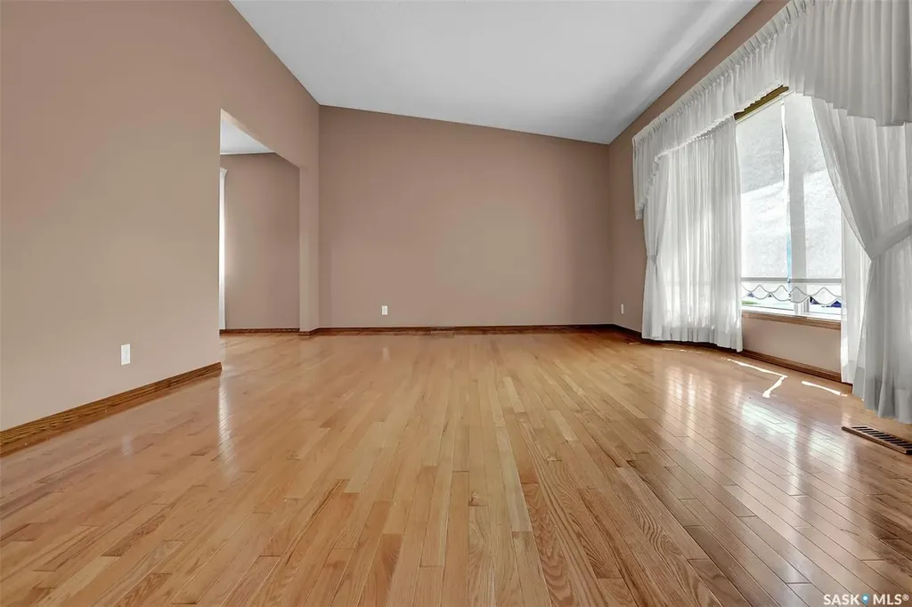4 Groome Avenue Regina SK S4S 6E6