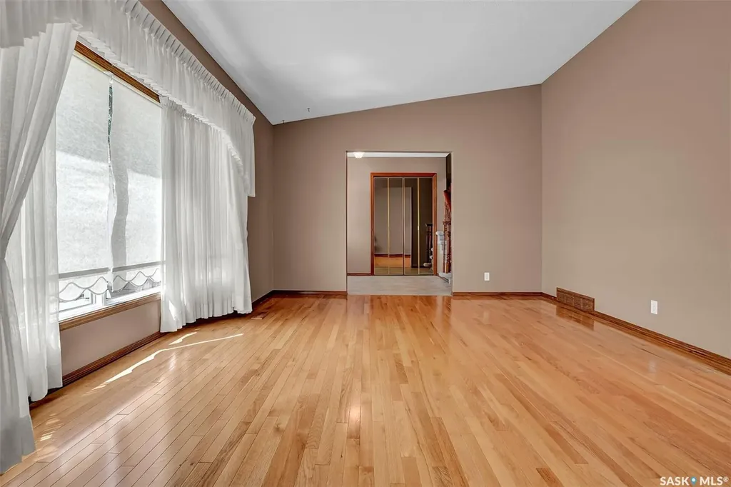 4 Groome Avenue Regina SK S4S 6E6