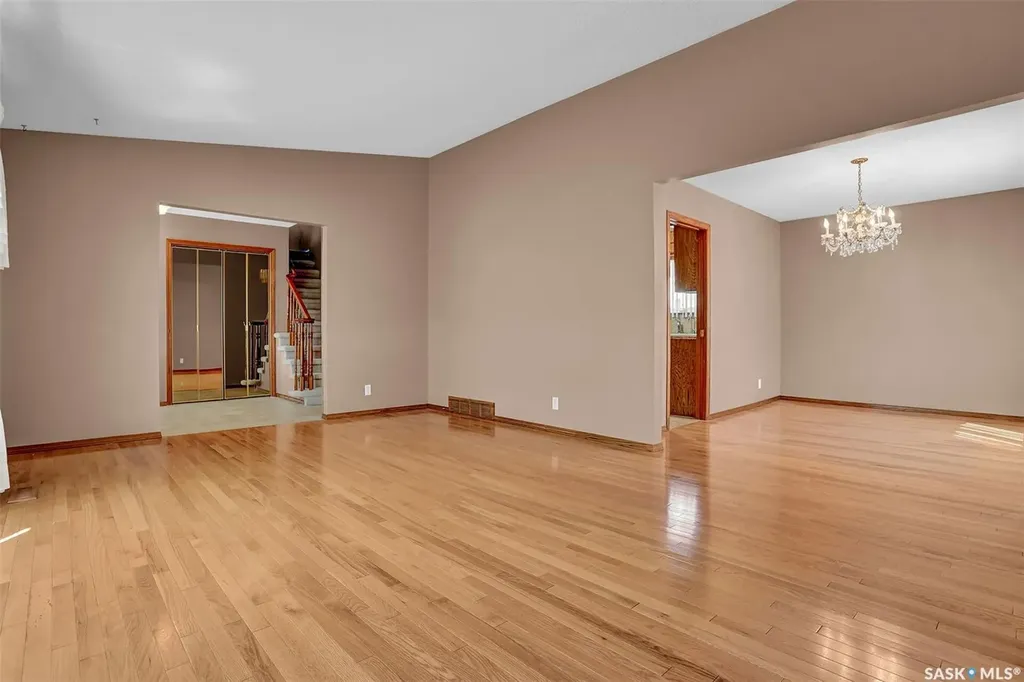 4 Groome Avenue Regina SK S4S 6E6
