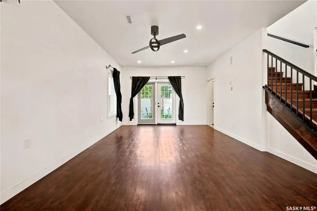 223 Green Avenue Regina Beach SK S0G 4C0