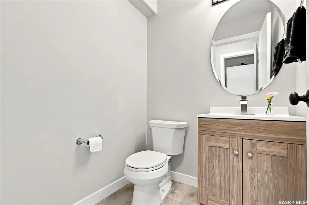 136 Thakur Street Saskatoon SK S7W 0Z6