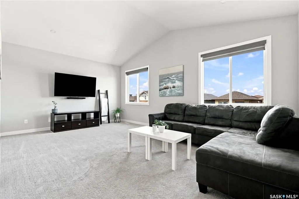 136 Thakur Street Saskatoon SK S7W 0Z6