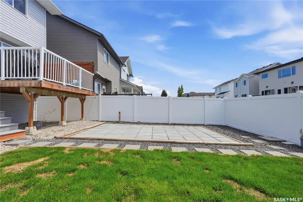 136 Thakur Street Saskatoon SK S7W 0Z6