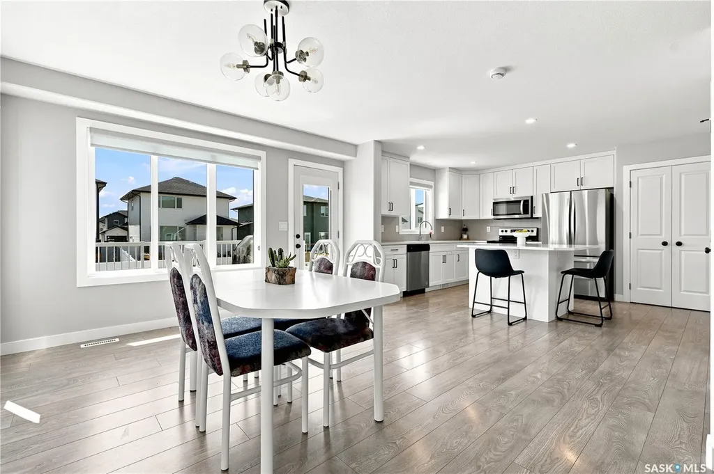 136 Thakur Street Saskatoon SK S7W 0Z6