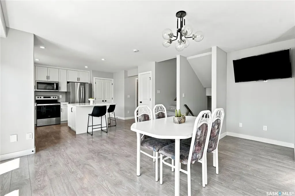 136 Thakur Street Saskatoon SK S7W 0Z6