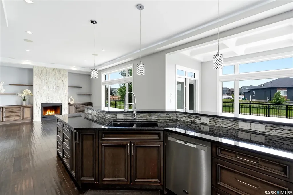 138 Flegel Court Saskatoon SK S7V 0B9