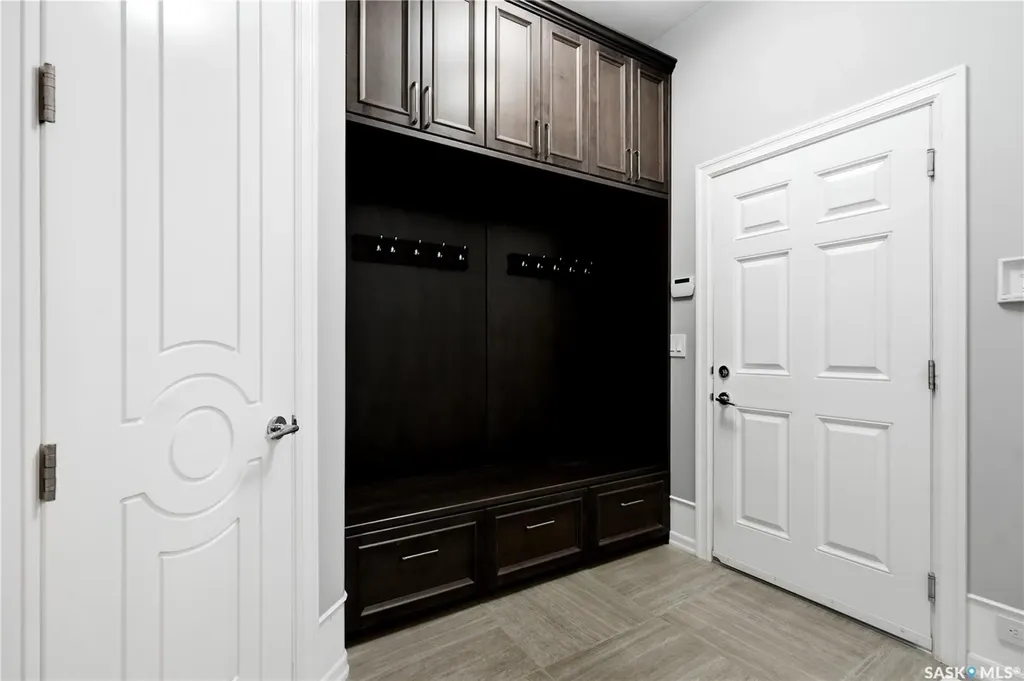 138 Flegel Court Saskatoon SK S7V 0B9