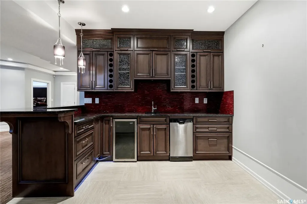 138 Flegel Court Saskatoon SK S7V 0B9