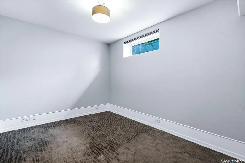 138 Flegel Court Saskatoon SK S7V 0B9