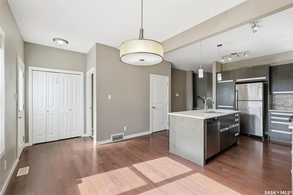 916 Stonebridge Common Saskatoon SK S7T 1C9
