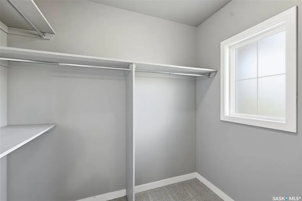 916 Stonebridge Common Saskatoon SK S7T 1C9