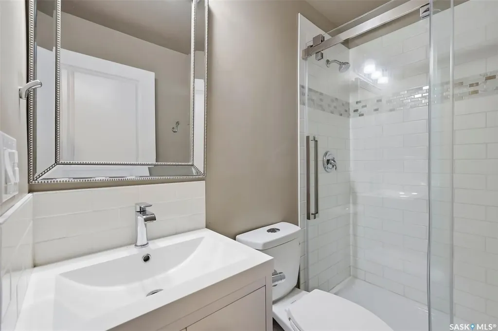 916 Stonebridge Common Saskatoon SK S7T 1C9