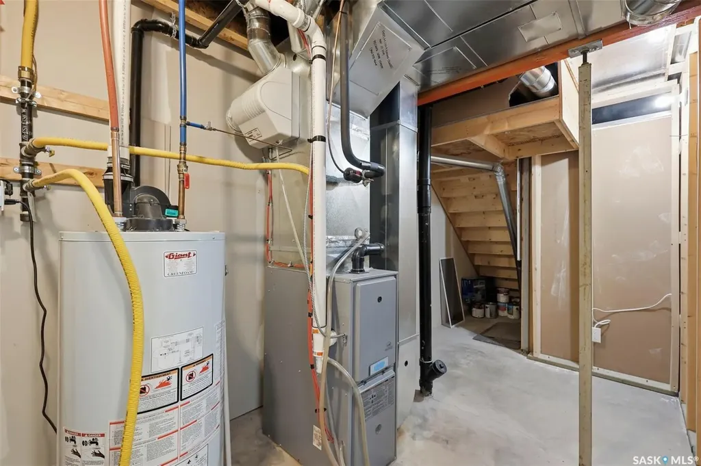 916 Stonebridge Common Saskatoon SK S7T 1C9