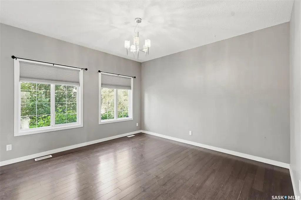 916 Stonebridge Common Saskatoon SK S7T 1C9