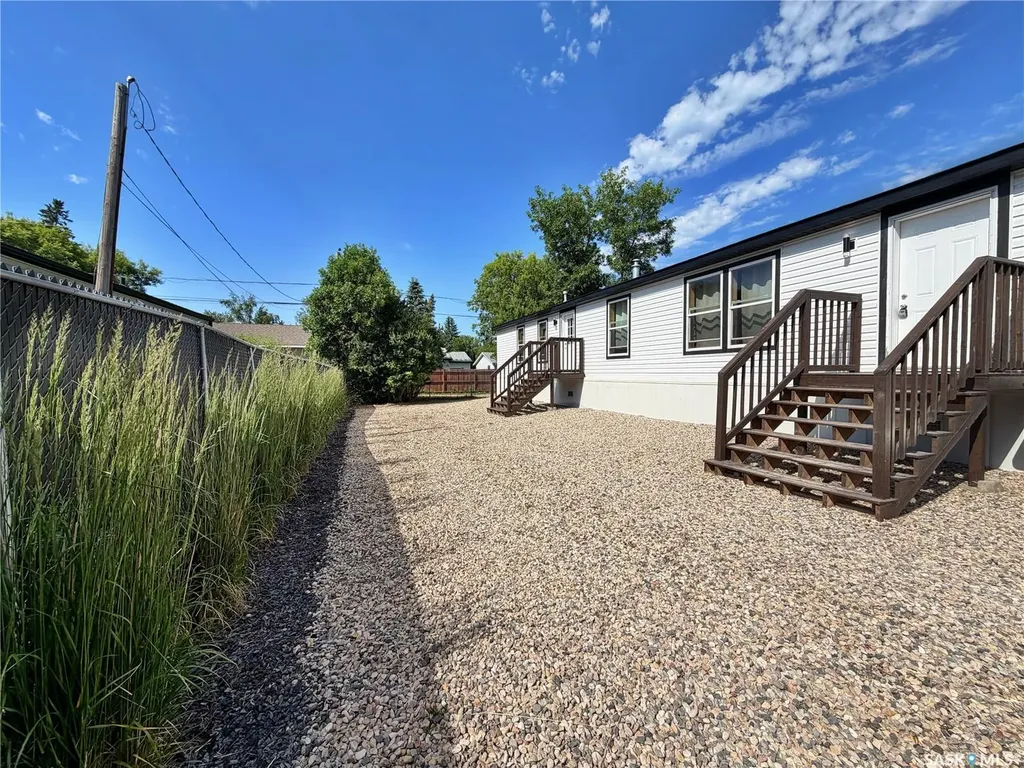 210 Wright Road Moosomin SK S0G 3N0