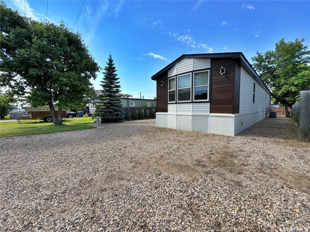 210 Wright Road Moosomin SK S0G 3N0