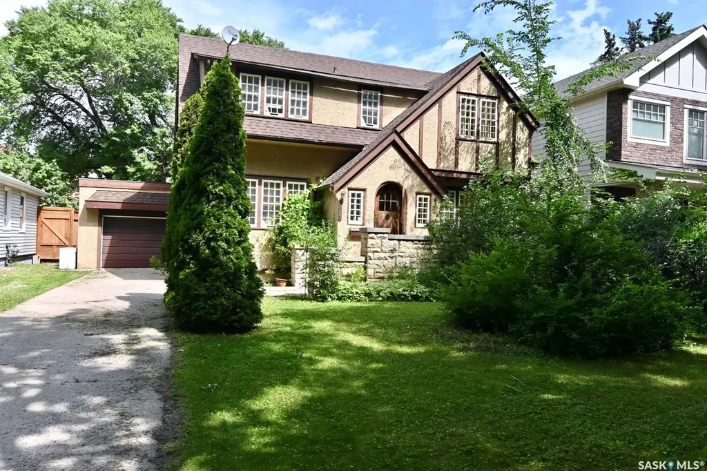 1325 Elliott Street Saskatoon SK S7N 0V7