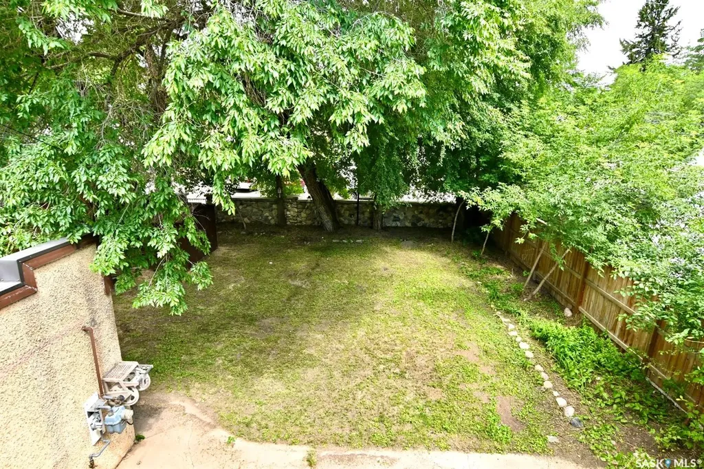 1325 Elliott Street Saskatoon SK S7N 0V7