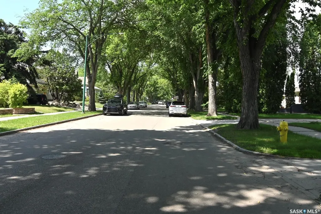1325 Elliott Street Saskatoon SK S7N 0V7