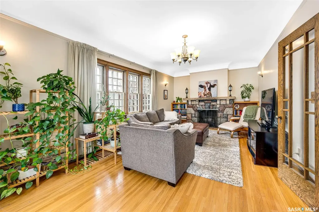 1325 Elliott Street Saskatoon SK S7N 0V7