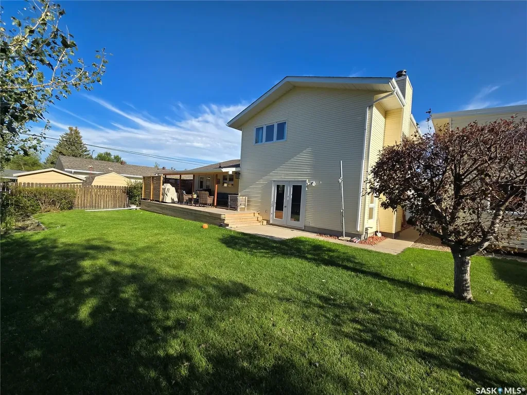 337 Matador Drive Swift Current SK S9H 4R4