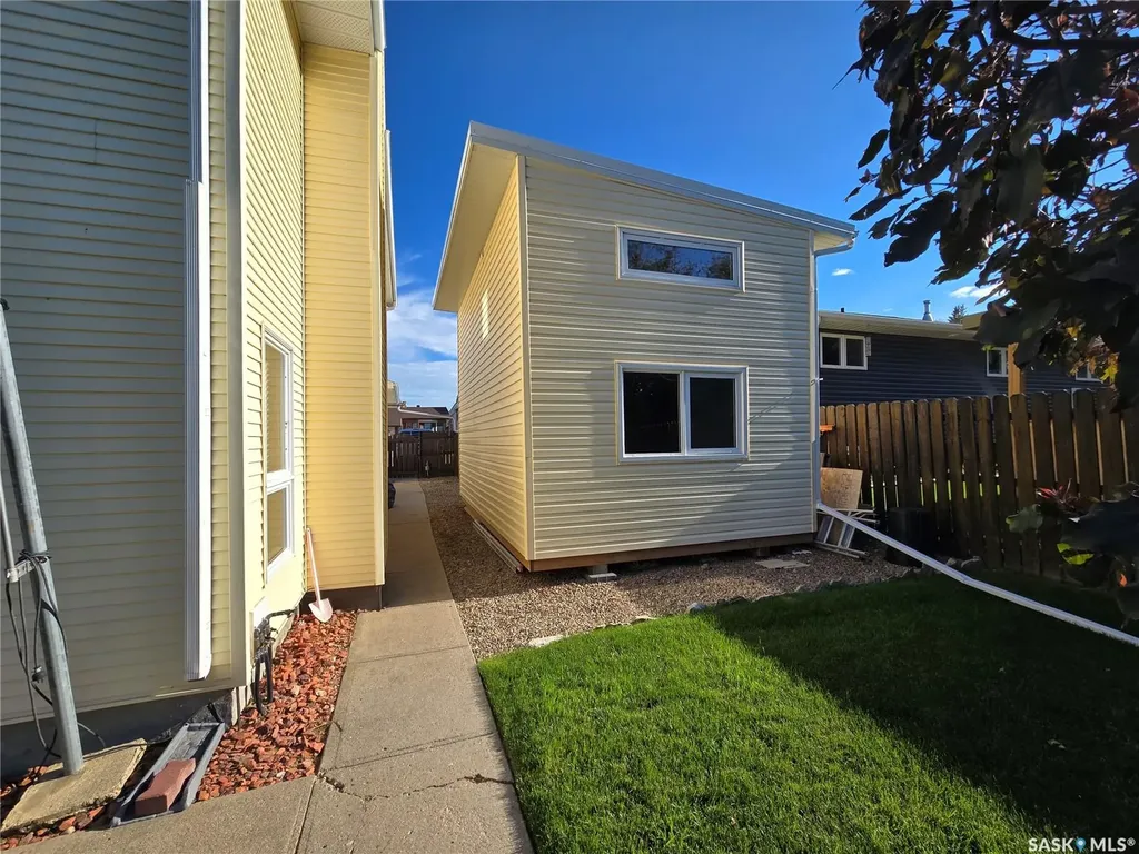 337 Matador Drive Swift Current SK S9H 4R4