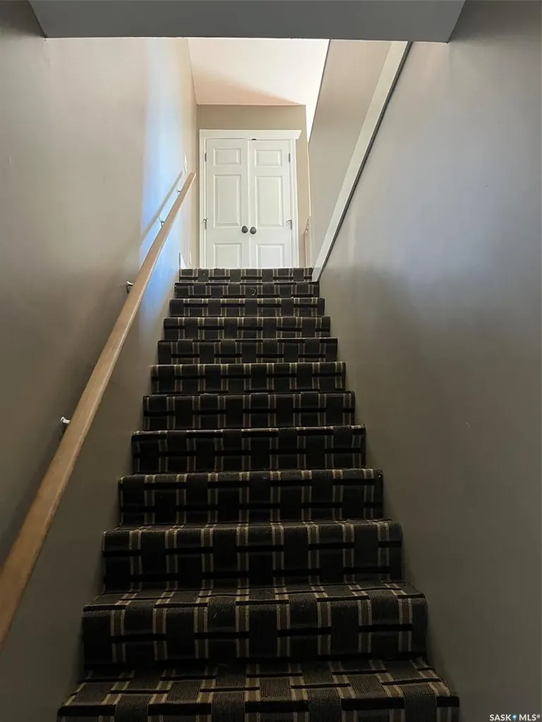 738 Henry Street Estevan SK S4A 1P5