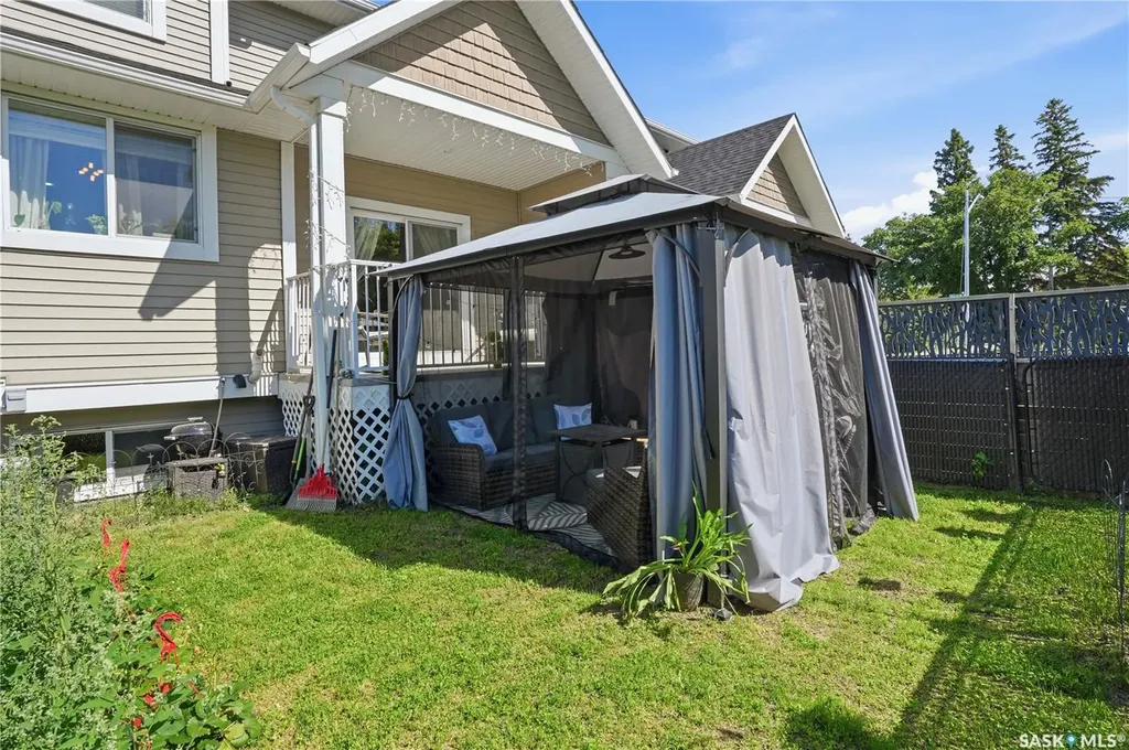 3220 11th Street W Saskatoon SK S7M 5M4