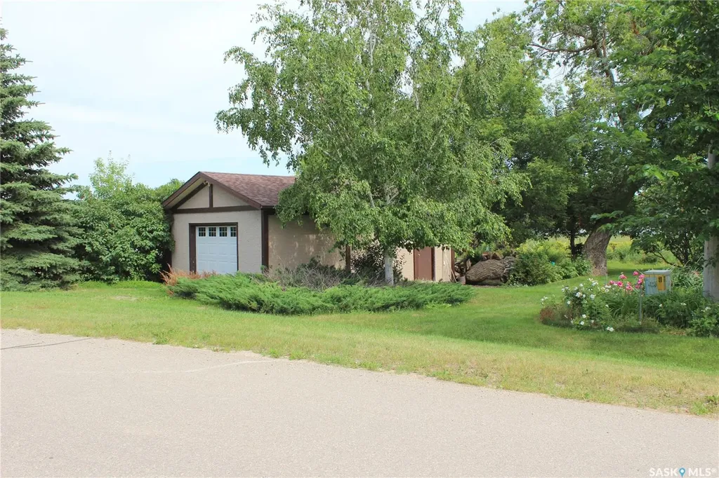 114 Crescent Lake Road Saltcoats SK S0A 3R0