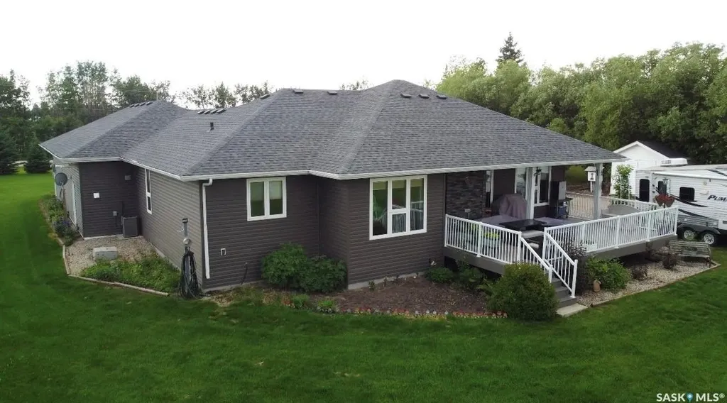 105 Tindall Avenue Nipawin Rm No. 487 SK S0E 1E0