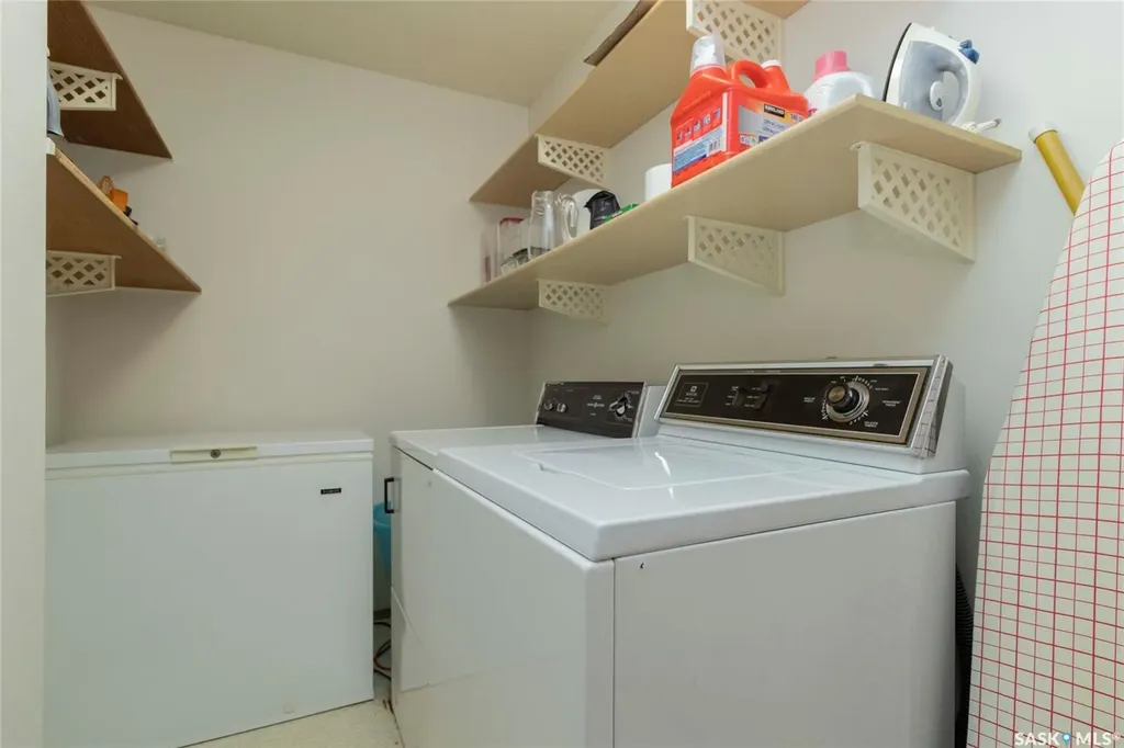 425 115th Street E Saskatoon SK S7N 2E5