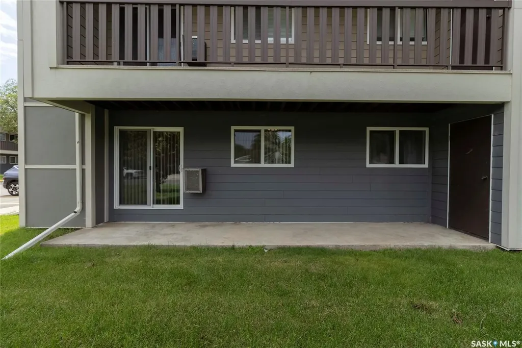 425 115th Street E Saskatoon SK S7N 2E5