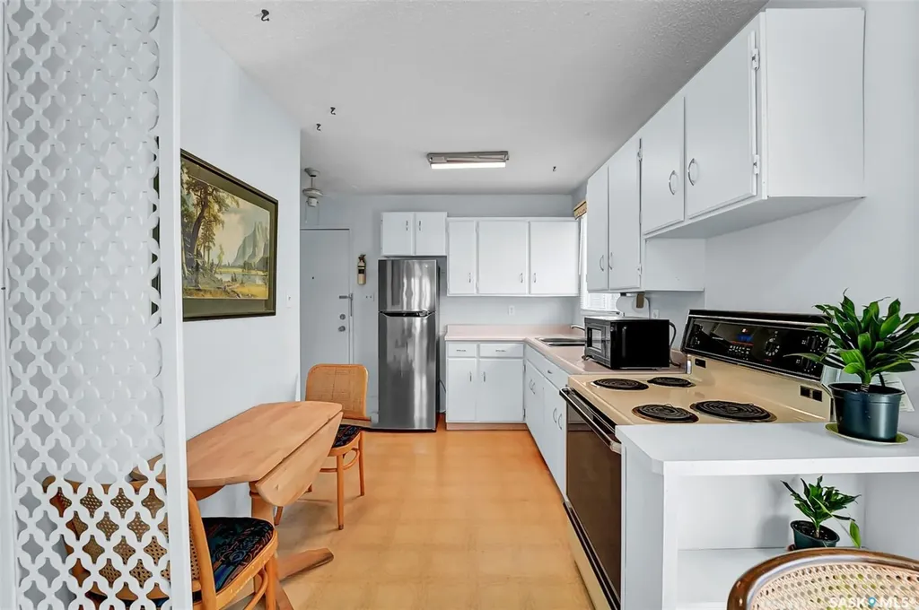 334 Johnson Crescent Saskatoon SK S7L 5P9