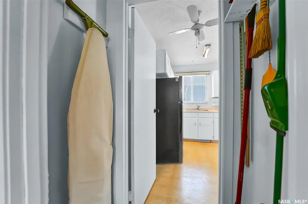334 Johnson Crescent Saskatoon SK S7L 5P9
