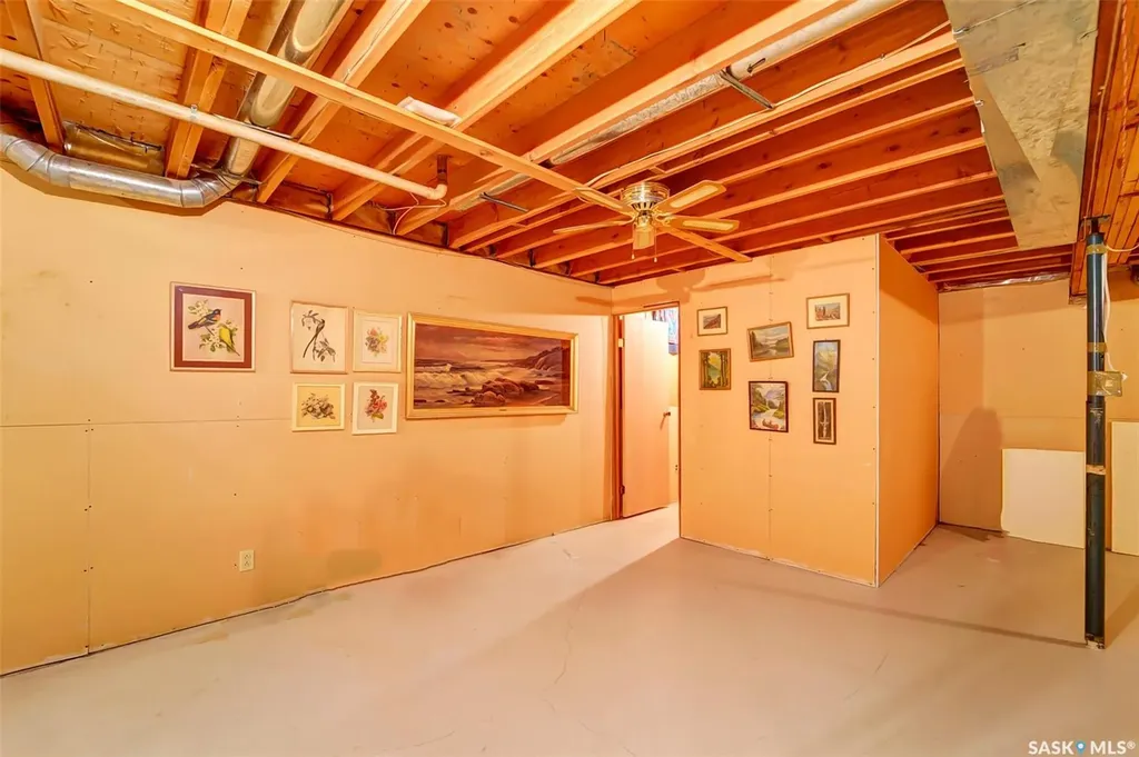 334 Johnson Crescent Saskatoon SK S7L 5P9