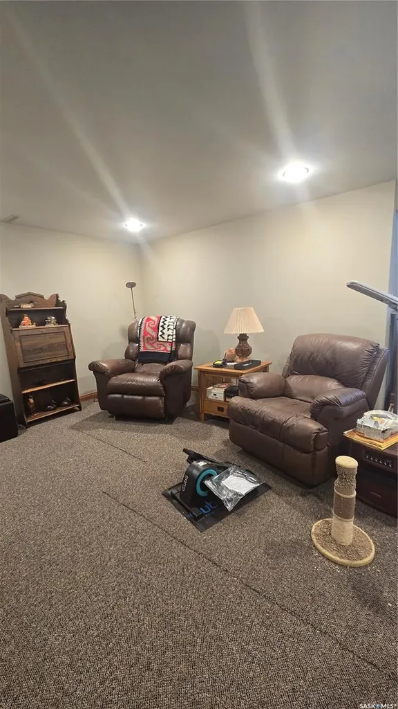 61 Moir Drive Oxbow SK S0C 2B0
