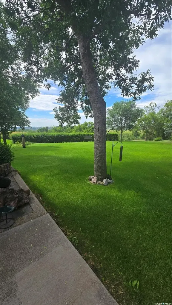 61 Moir Drive Oxbow SK S0C 2B0