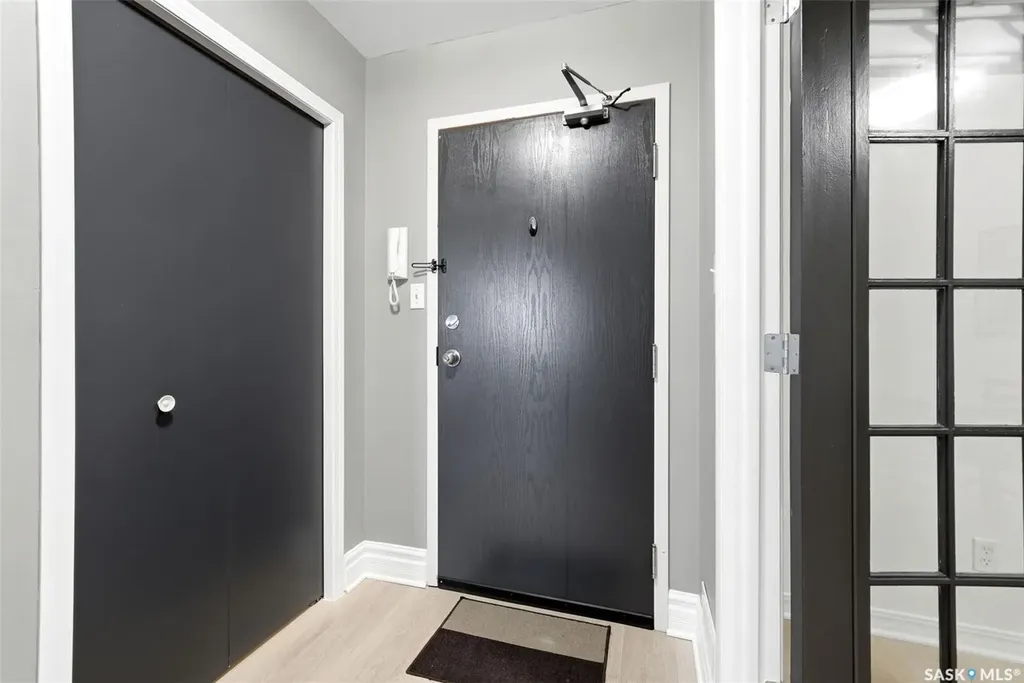 1839 Scarth Street Regina SK S4P 2G9