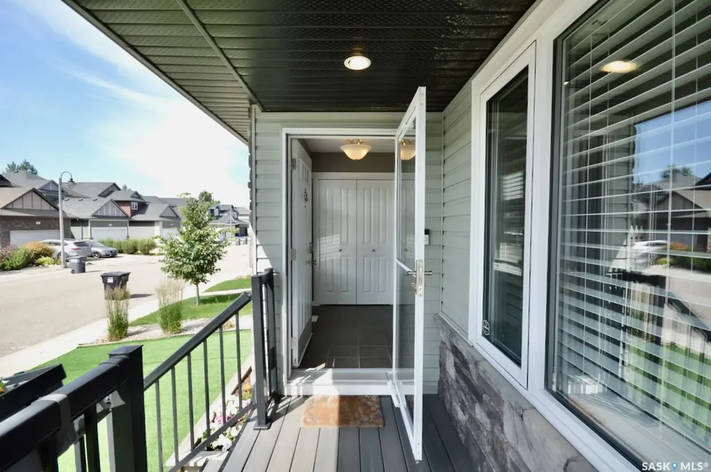 414 Veltkamp Crescent Saskatoon SK S7T 0S2