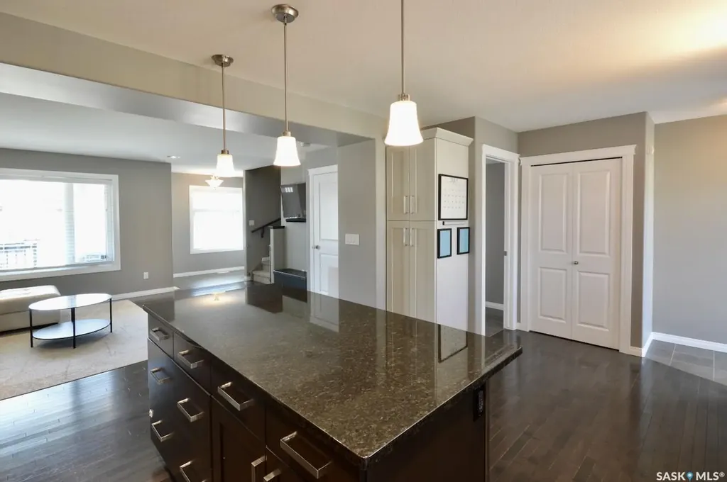 414 Veltkamp Crescent Saskatoon SK S7T 0S2