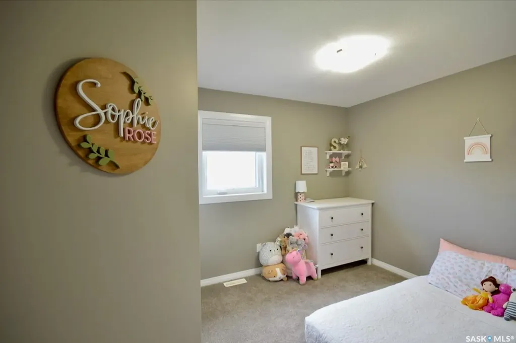 414 Veltkamp Crescent Saskatoon SK S7T 0S2