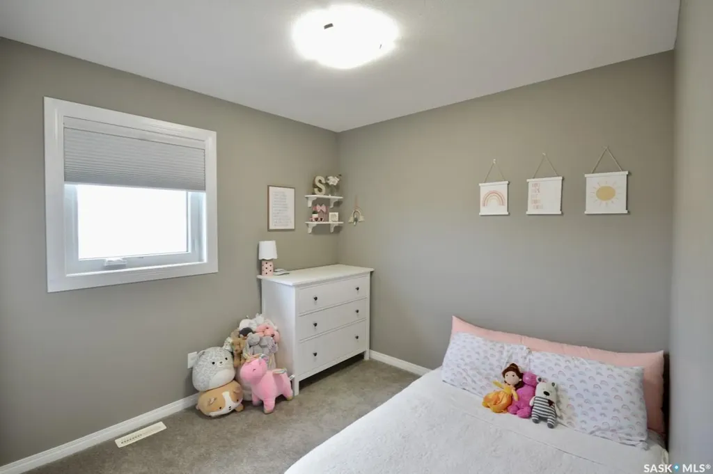 414 Veltkamp Crescent Saskatoon SK S7T 0S2